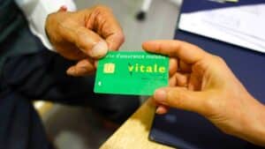 carte vitale pourquoi il est urgent de la renouveler